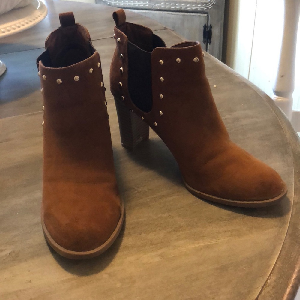 Ankle booties